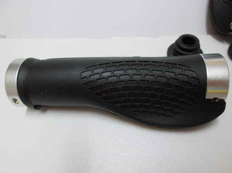 Poignées de vélo - Ref 2342183 Image 6